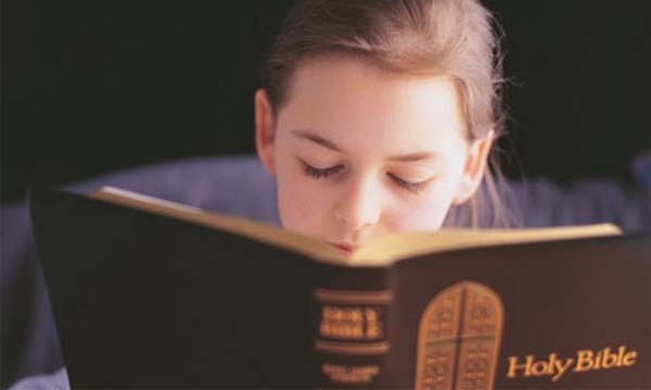 5 lý do nên đọc Lời Chúa hằng ngày