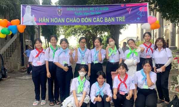 Tuyển viện Sài Gòn: Giao lưu - Gặp gỡ các bạn trẻ