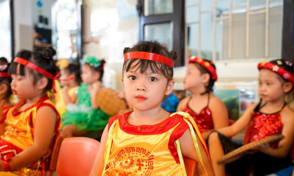 Rộn ràng "Ngày Bé đến trường"